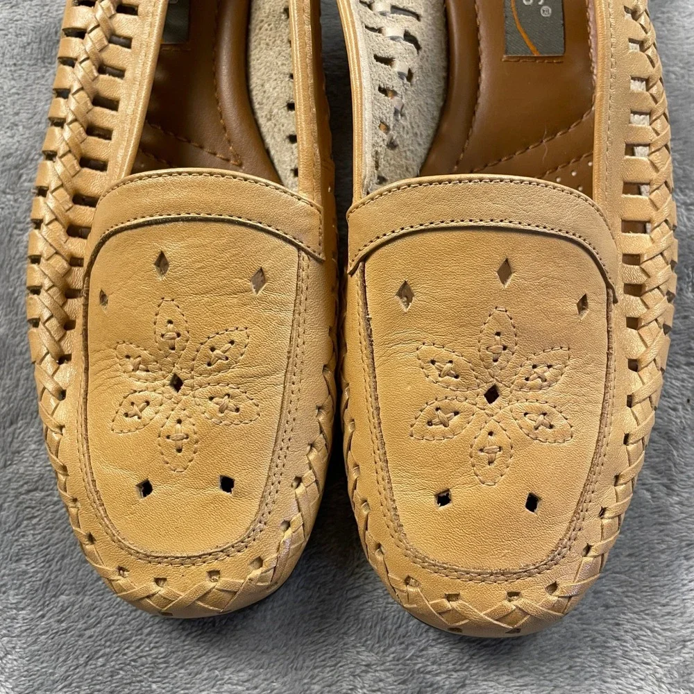 Paces Jen Women's 10W Tan Leather Woven Slingback Loafers Floral Perforated Boho